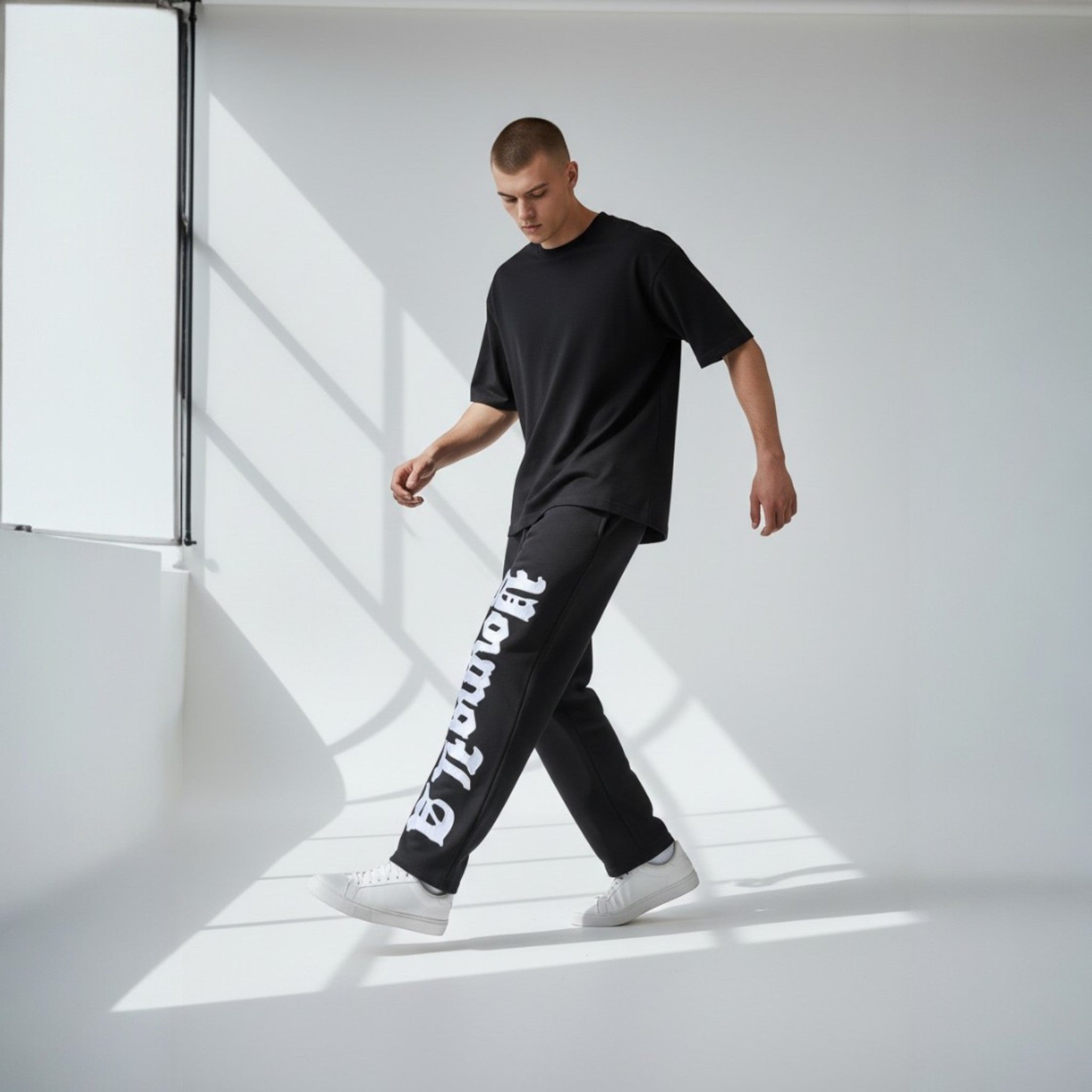 JOGGER YLA BIG PATCH